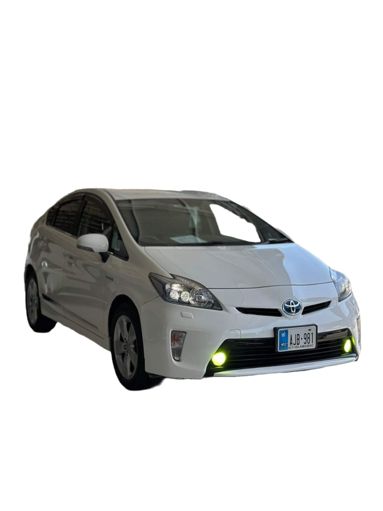 Toyota Prius 2013 for Sale in Peshawar